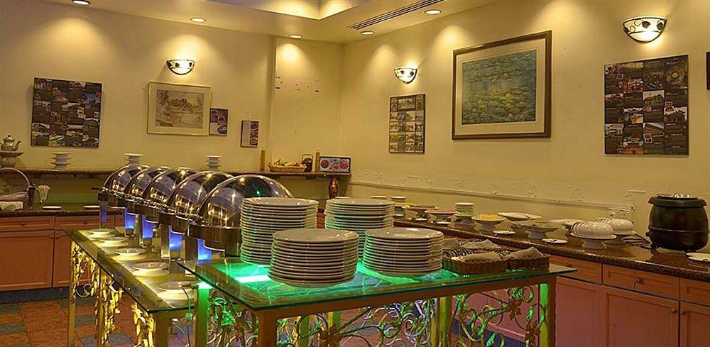 Hotel Super Cowboy Malacca Esterno foto