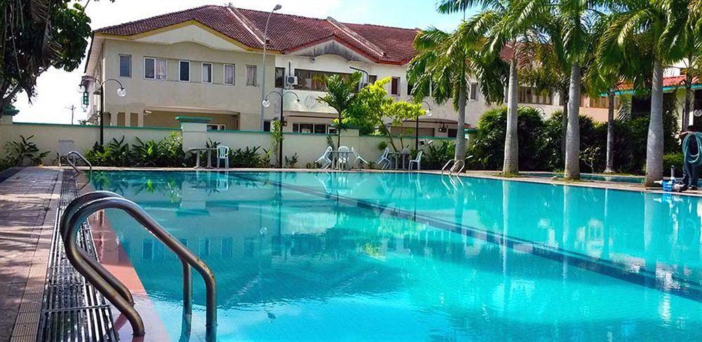 Hotel Super Cowboy Malacca Esterno foto
