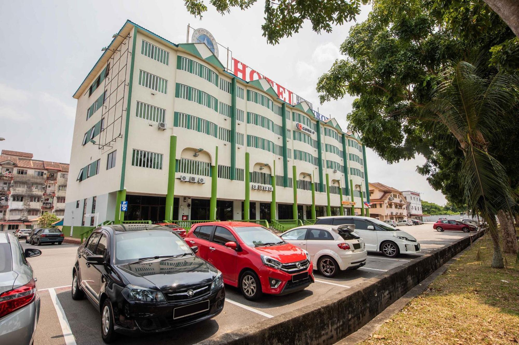 Hotel Super Cowboy Malacca Esterno foto