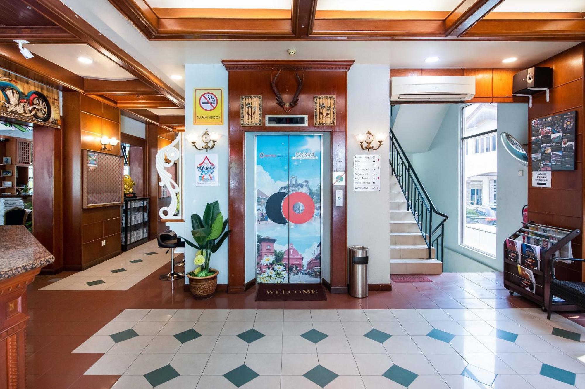 Hotel Super Cowboy Malacca Esterno foto