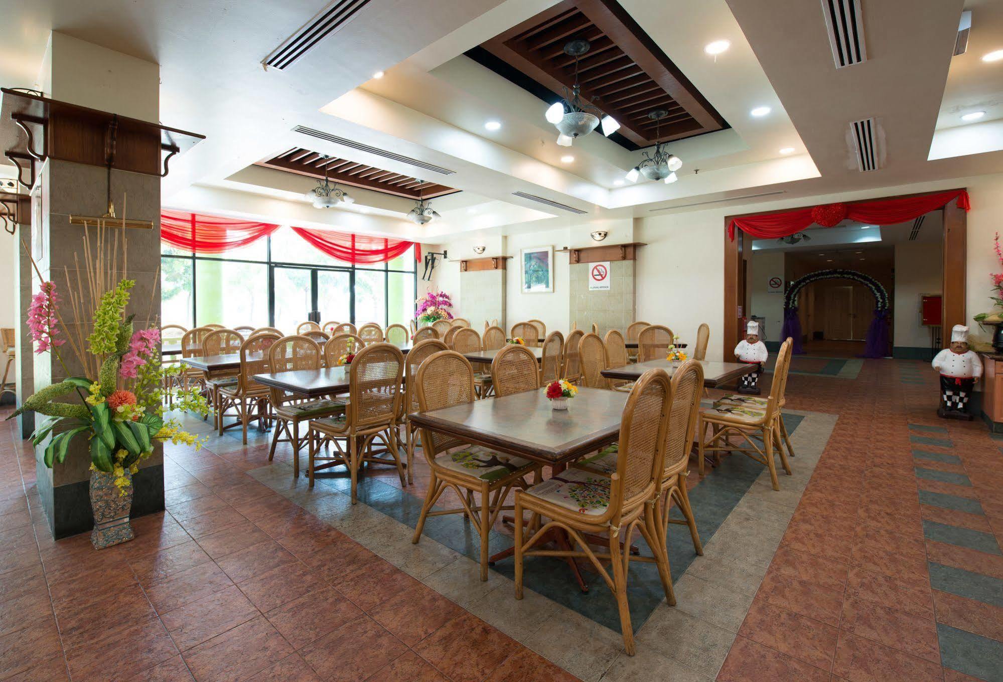 Hotel Super Cowboy Malacca Esterno foto